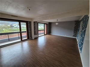 t5 à la location -   08120  BOGNY SUR MEUSE, surface 105 m2 location t5 - UBI482415215